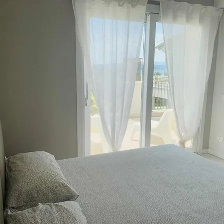 Sirmiogarda House Sirmione